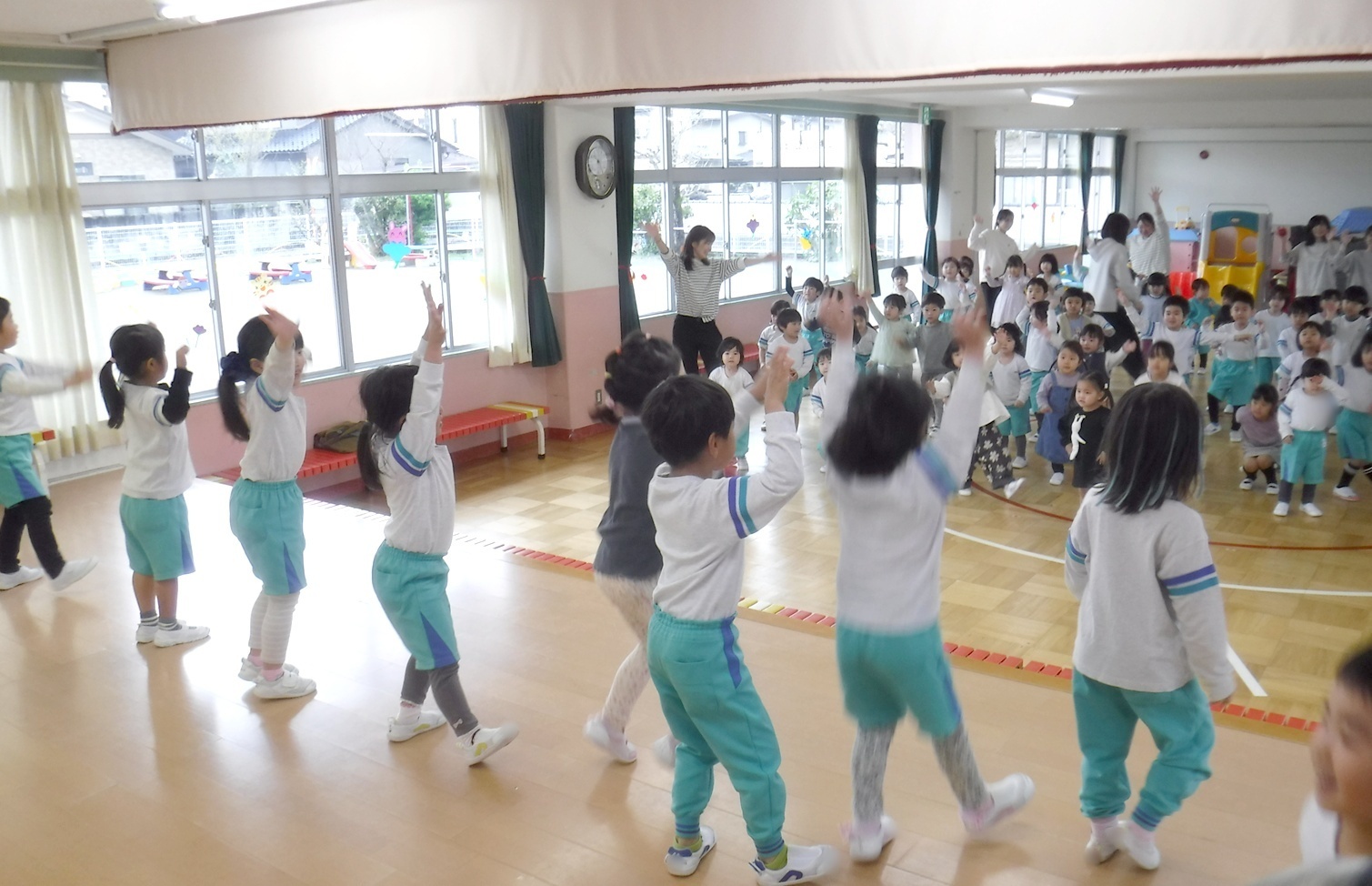 朝の集い